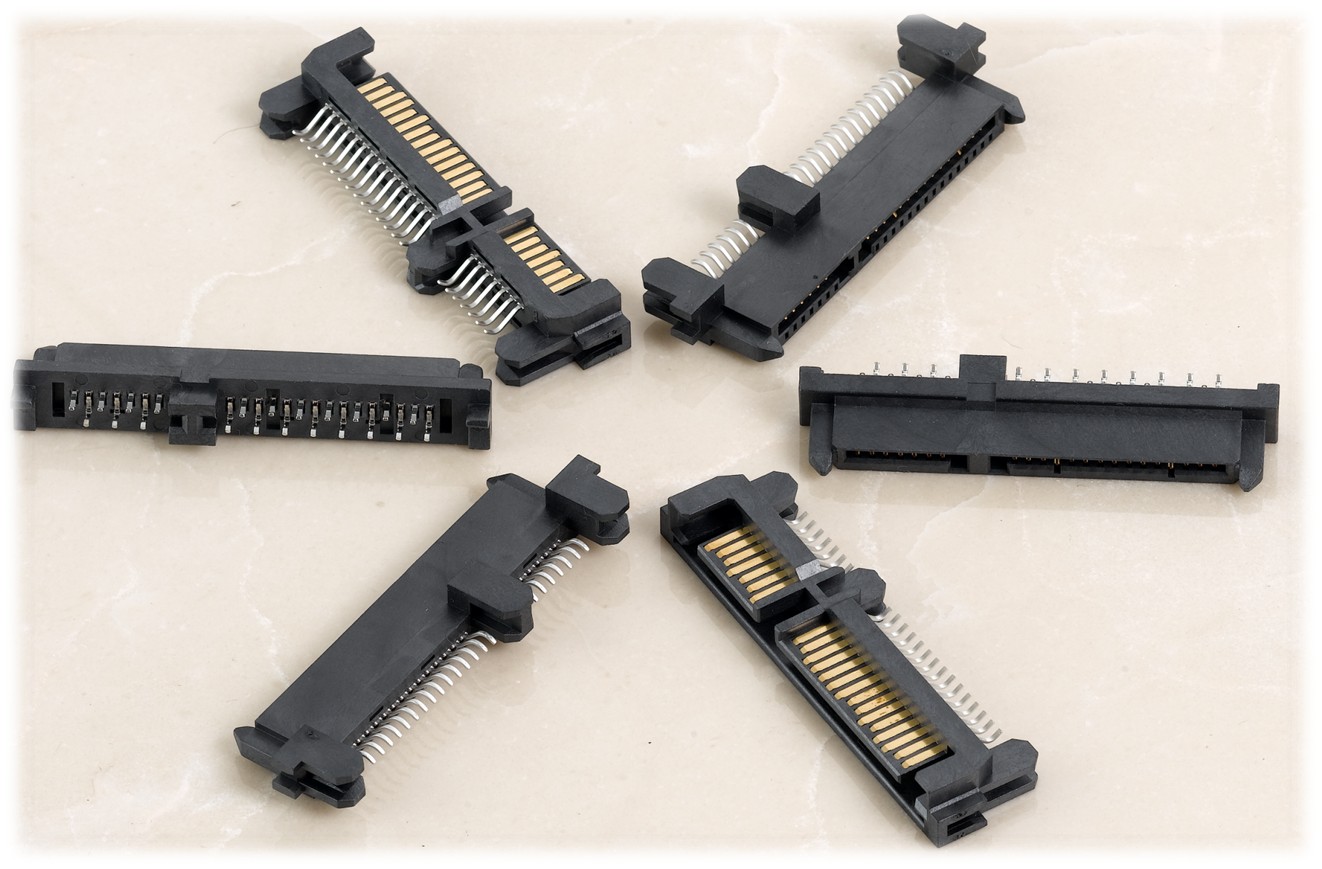  SATA    22P        夾板式