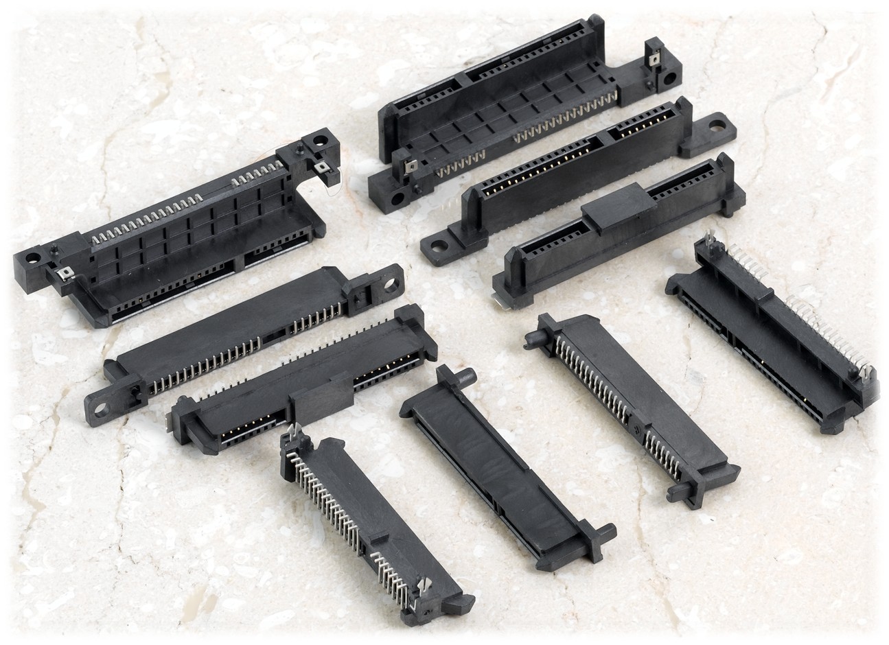 SATA    22P          母頭   SMT